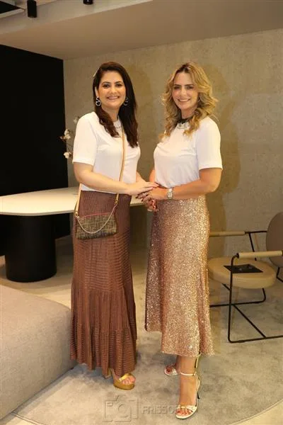 Emanuelle Milfon e Tais Pinto