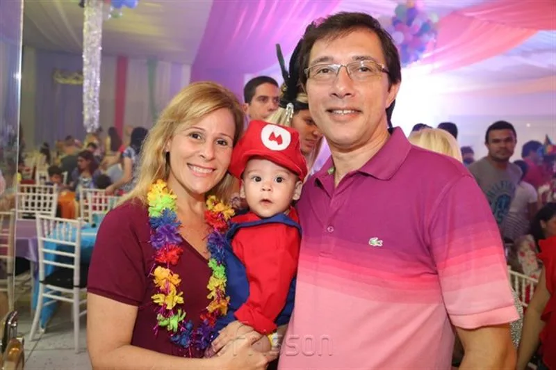 Adriana, Matheus e Paulo Serra