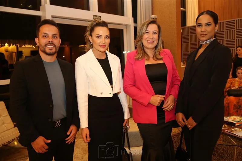 Cayo César, Milena Abreu, Alexandra Garcia e Erika Danielly