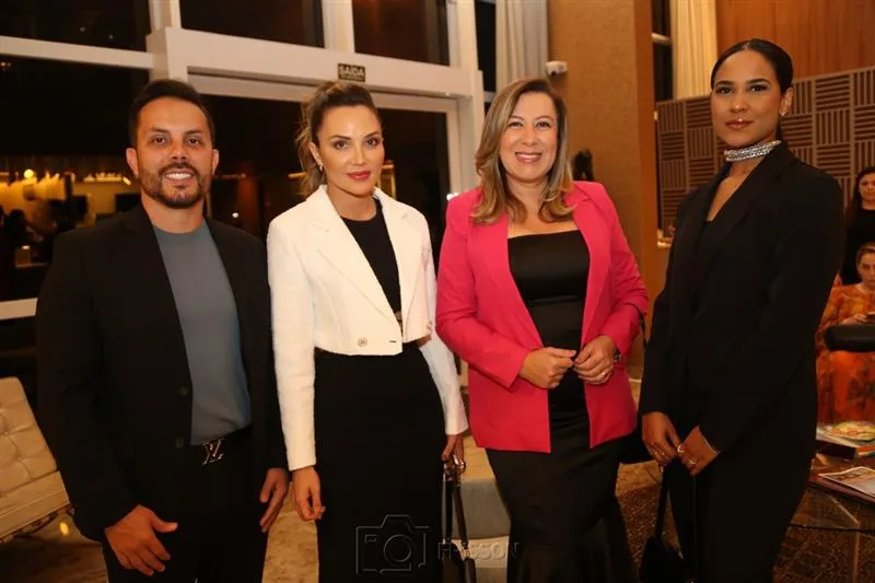 Cayo César, Milena Abreu, Alexandra Garcia e Erika Danielly