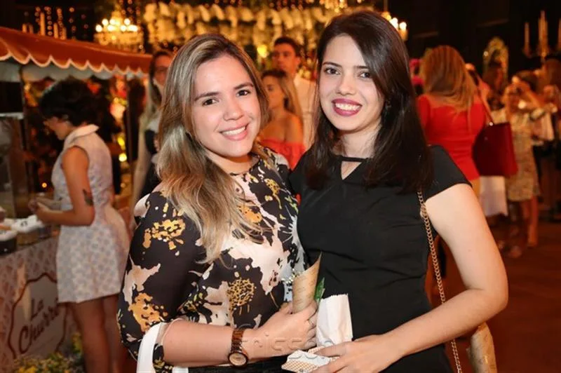 Ana Caroline Monteiro e Jully Machado