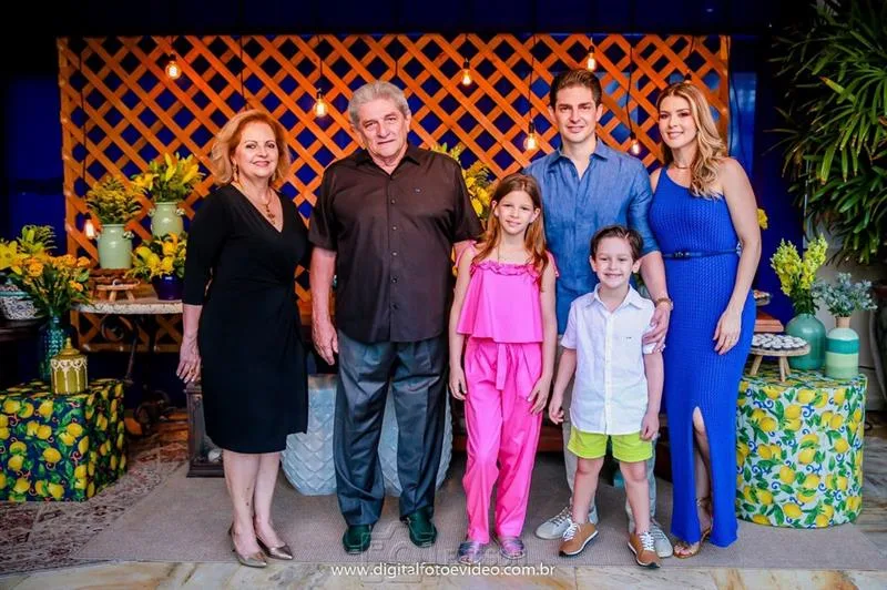 Adélia e Paulo Magalhães, Jonathan Magalhães e Juliana Moreira