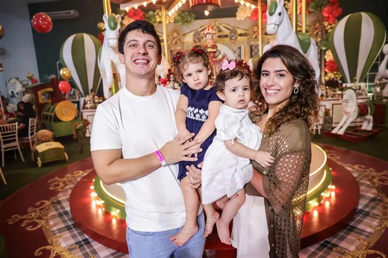 André, Helena, Natasha e Alice Tigre