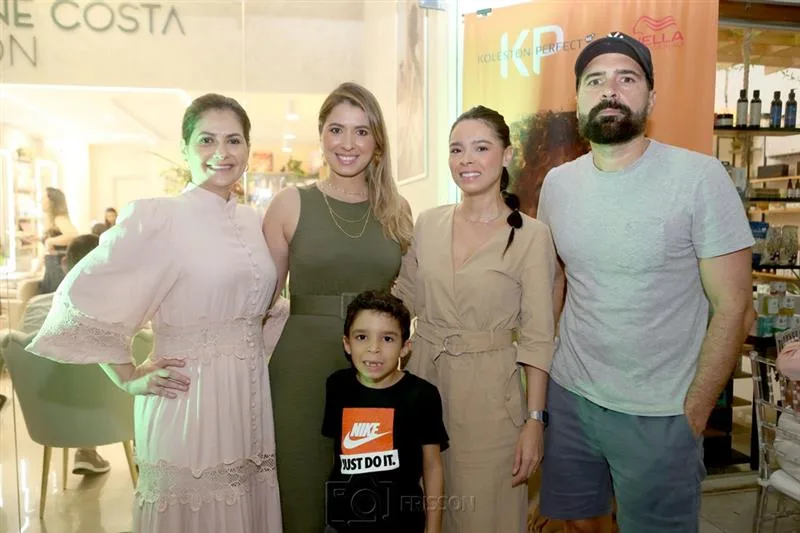 Emanuelle Milfont, Karine Costa, Joaquim e Ana Claudia Milfont e Wladimir Ponte