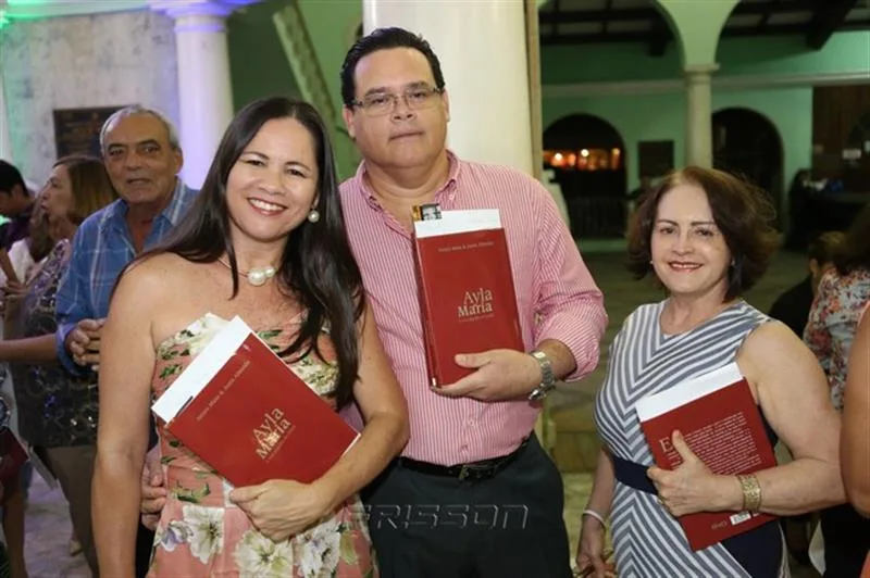 Carmen, Paulo Arrais e Margarida Mota