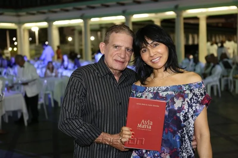César Carvalho e Hélia Cristina Oliveira