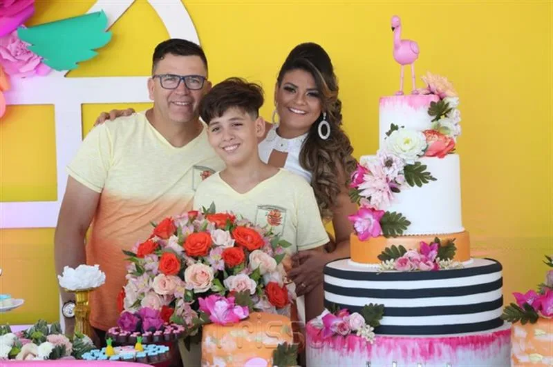 Lindon Jhonson, Juan e Cris Pontes