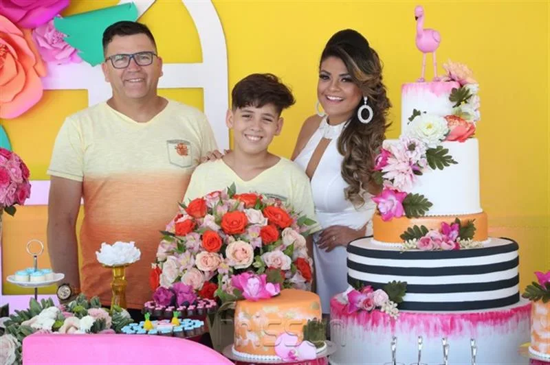 Lindon Jhonson, Juan e Cris Pontes