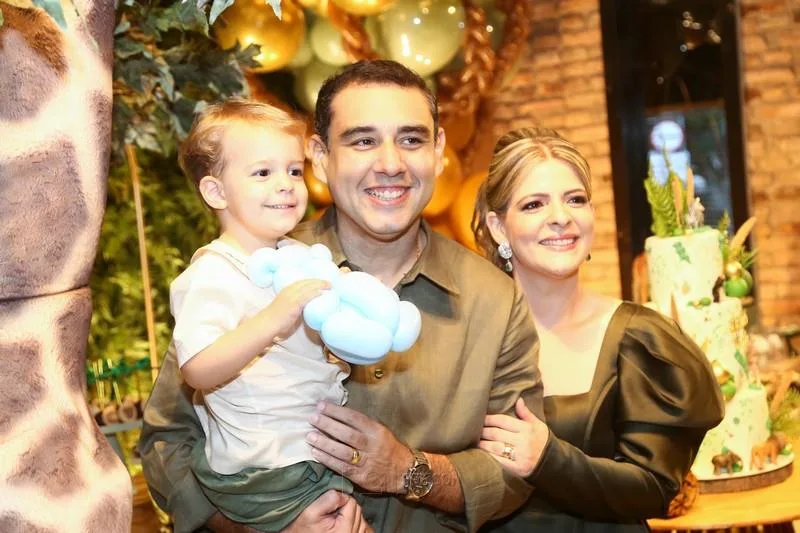 André Filho, André Marques e Larissa Alcântara
