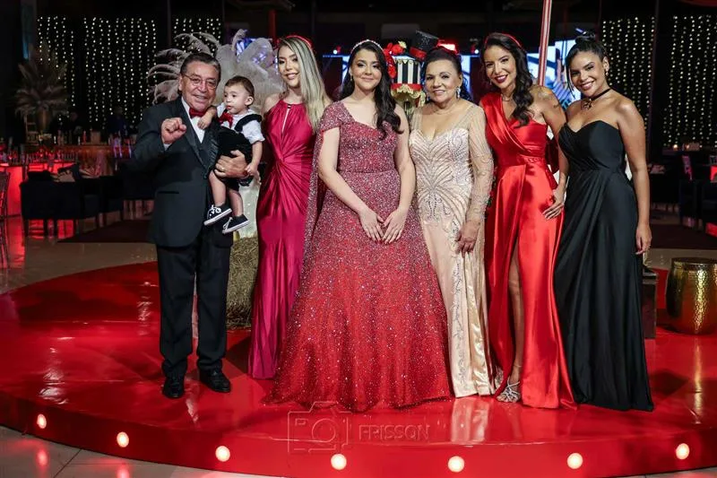 15 anos Nina Ester