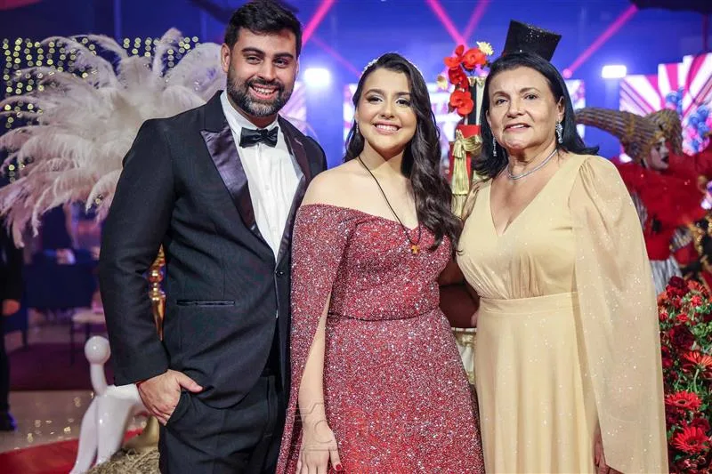 15 anos Nina Ester