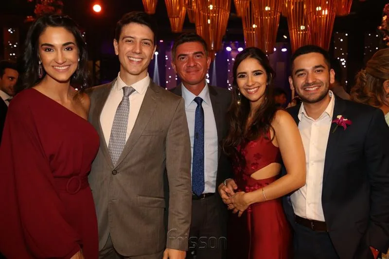 Amanda e Alerandro Restrepo, Wendel Montanaro, Vitor Cardoso e Juliana Ulhoa