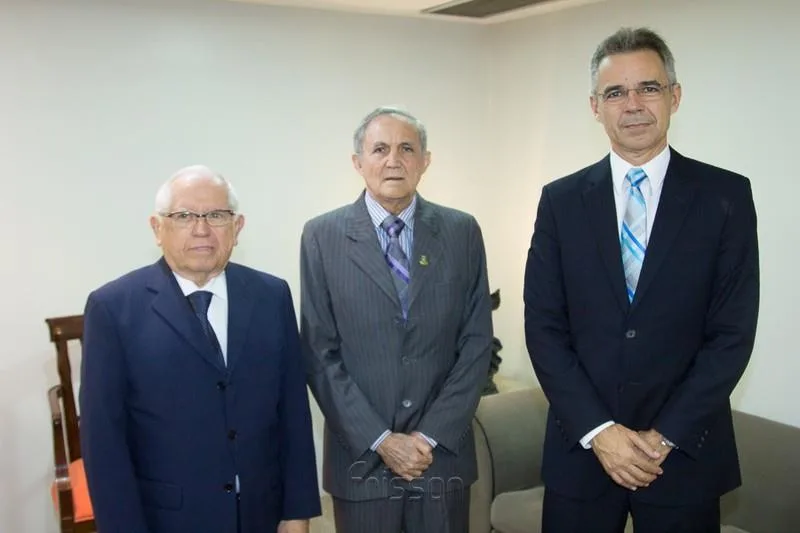 Auricélio Pontes, Gomes de Moura e Heráclito Vieira