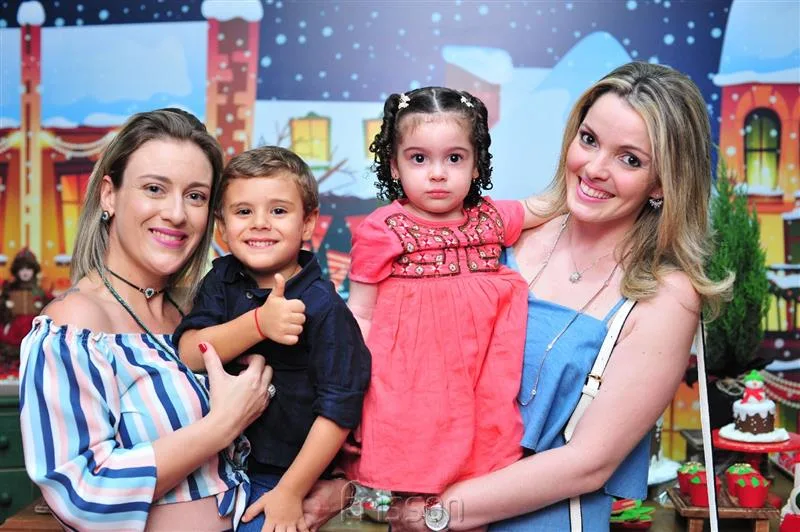Bianca e Arthur Gomes de Matos, Shara e Natália Diogo
