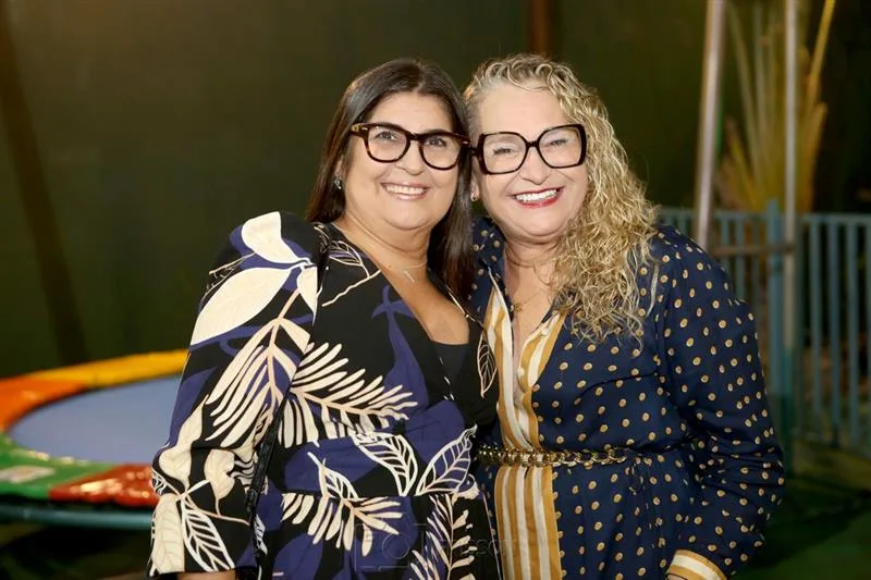 Cassia Pinho e Suerda Alves