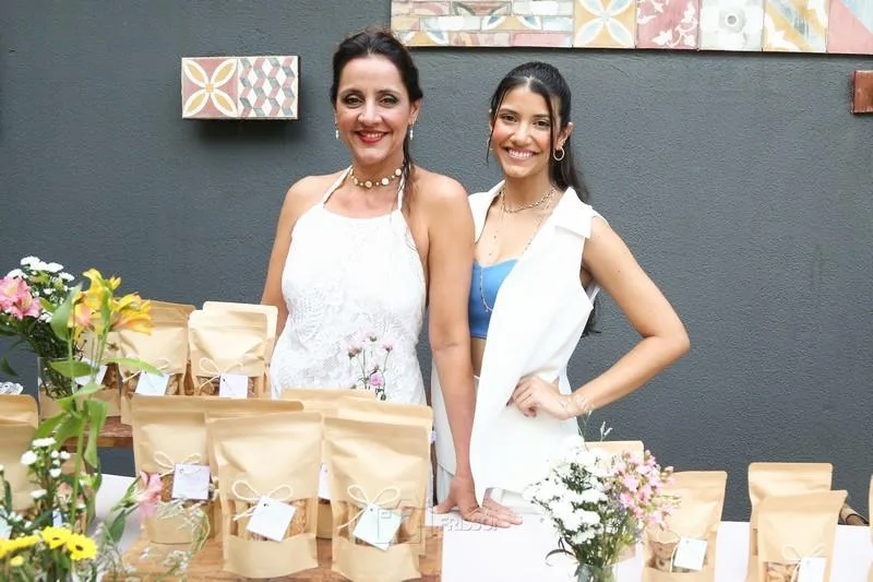 Chris e Isadora Emygdio