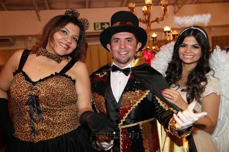 Adriana, Márcio Cavalcante e Isabele Temóteo
