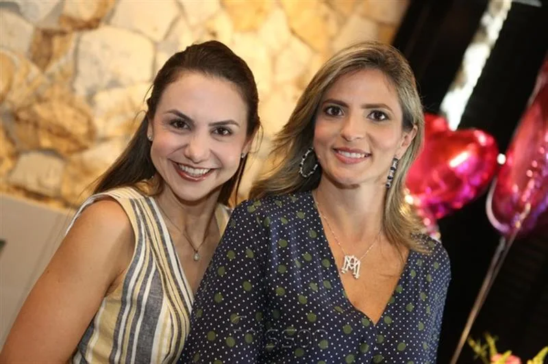Adriana Queiroz e Michelle Aragão