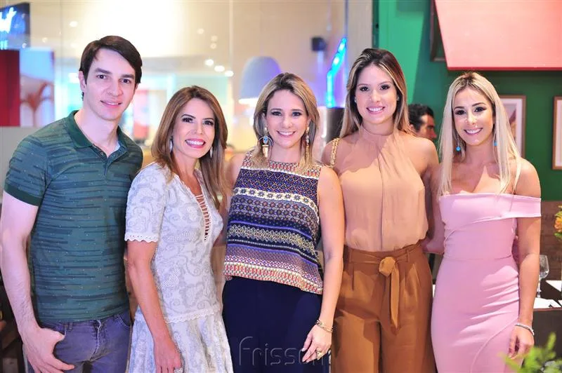 André Albuquerque, Maira Silva, Gaida Dias, Thyane Dantas e Priscila Silva