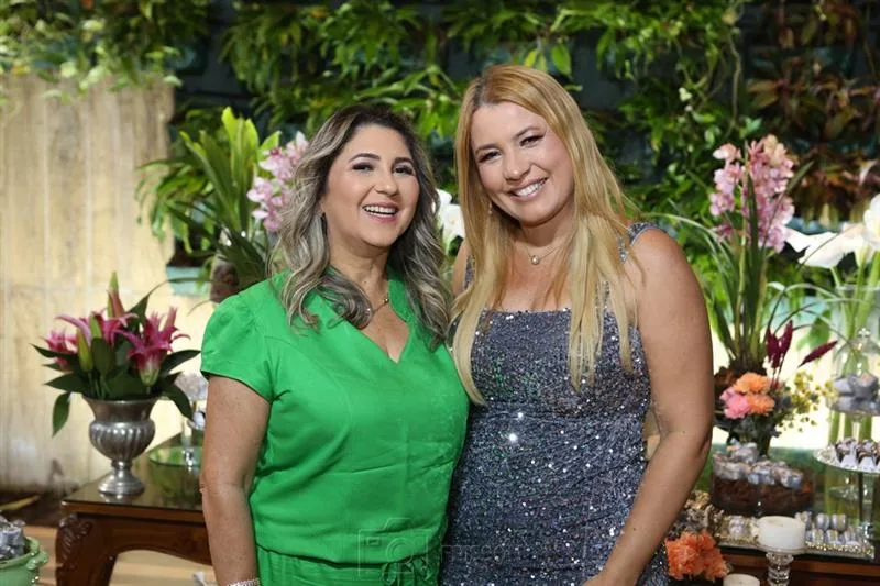 Albia Oliveira e Natália Varela