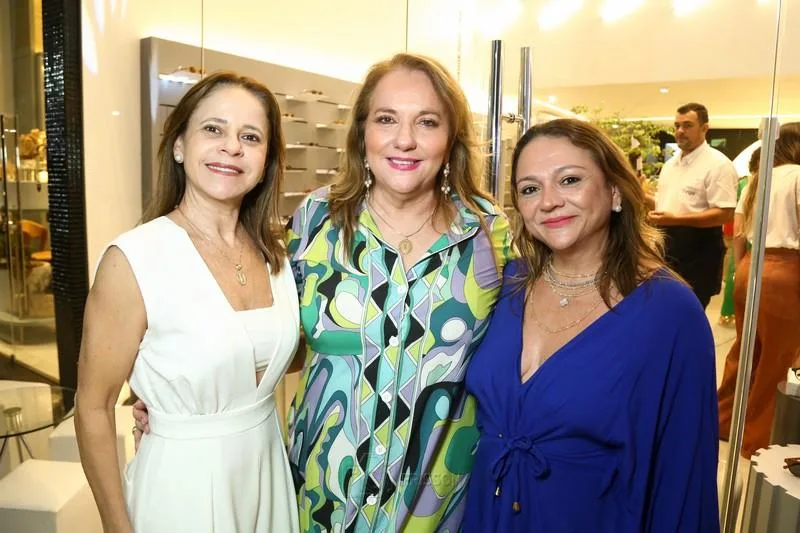 Claudiane Borges, Luiziane Cavalcante e Olga Costa