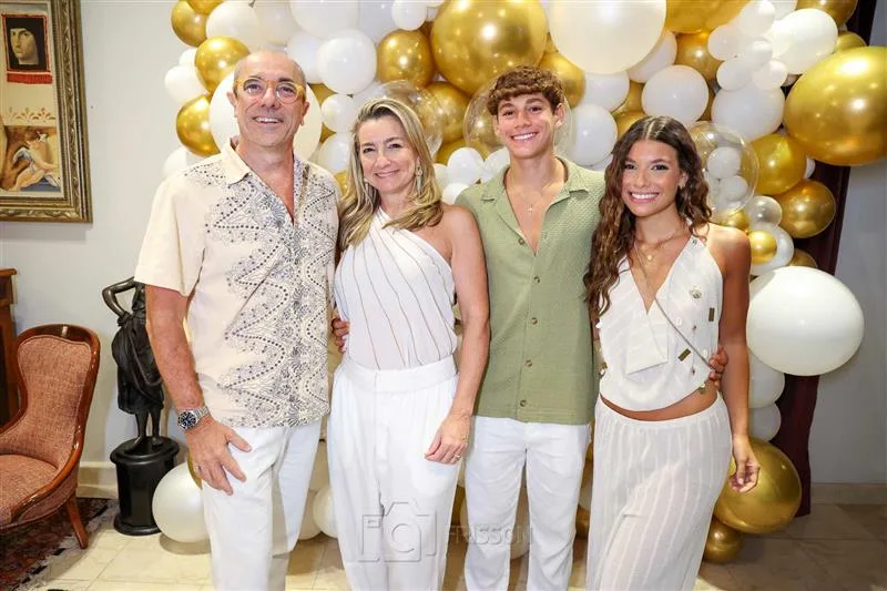 Beto, Louise, Luiz Neto e Lissa Santos