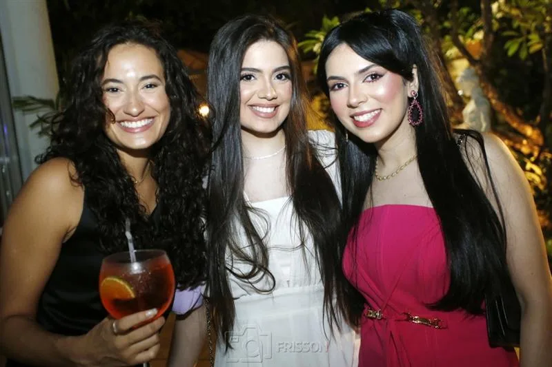 Beatriz Alaíde, Gabriela Lima e Nahiana Bezerra
