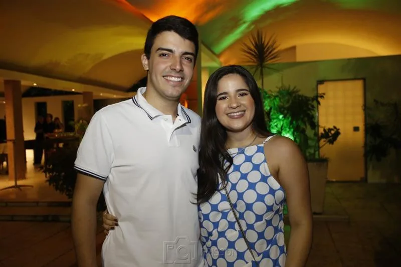 Daniel Figueiredo e Bruna Alencar