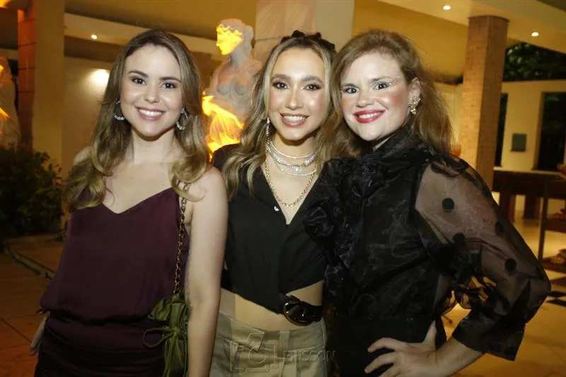 Eve Pimentel, Lissa Dias Branco e Lala Pimentel