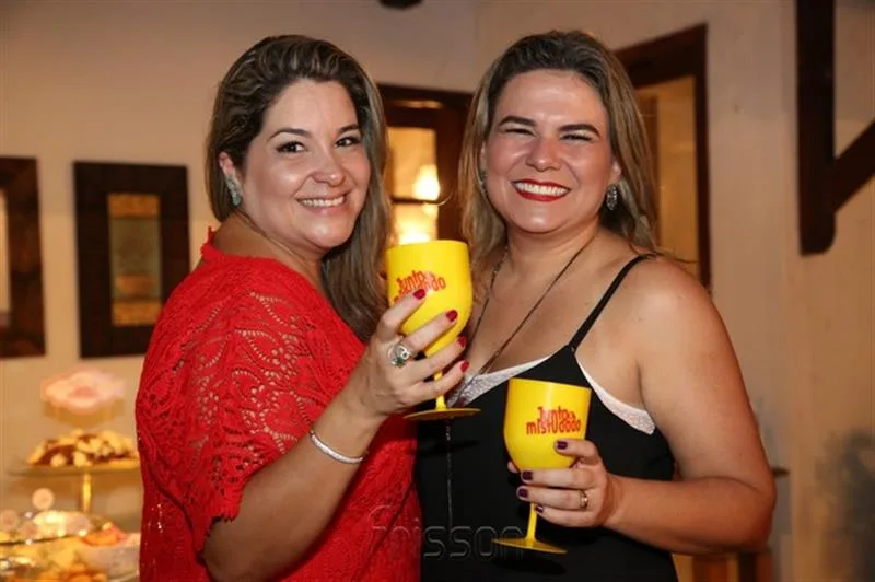 Adriana Siqueira e Clarissa Mota