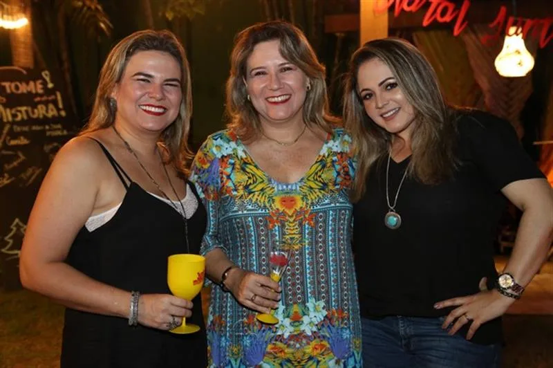 Clarissa, Luciana Mota e Karina Albuquerque