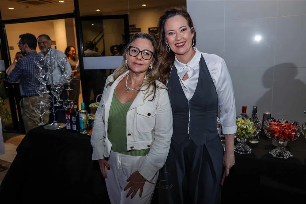 Georgia Philomeno e Debora Sombra