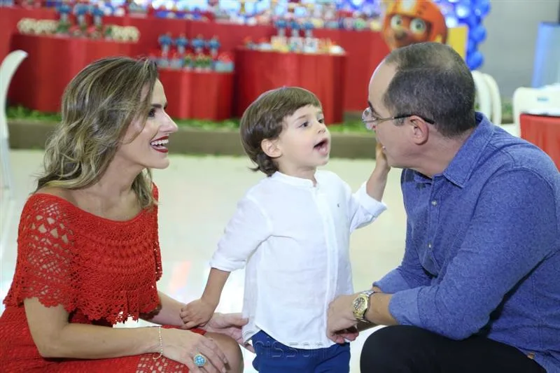 Camila, Daniel e Paulo Vieira