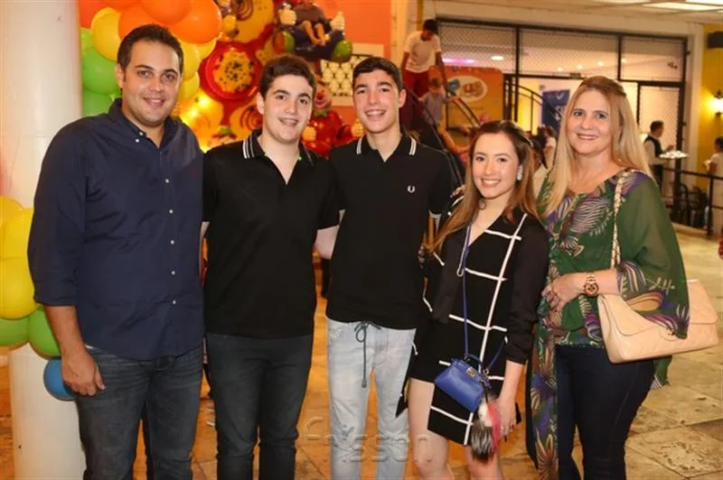 Bruno Bastos, Luciano, Lucca, Lissa e Morgana Dias Branco