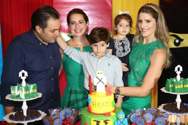 Bruno Bastos, Marcia Andrea, Henri, Athina e Rebeca Bastos