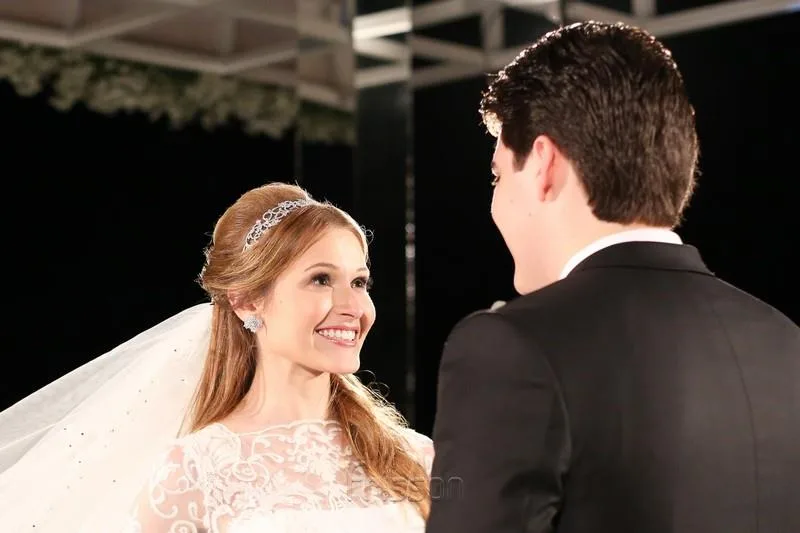 Ana Maria Menescal e Lucas Bonates