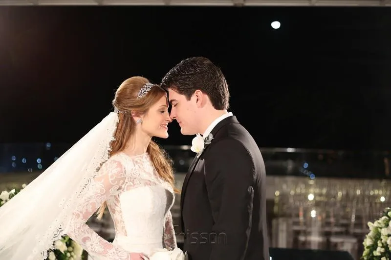Ana Maria Menescal e Lucas Bonates