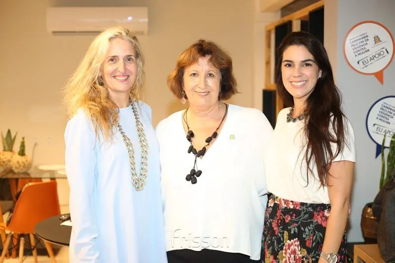 Adilia Magalhães, Annette Reeves e Renata Magalhães