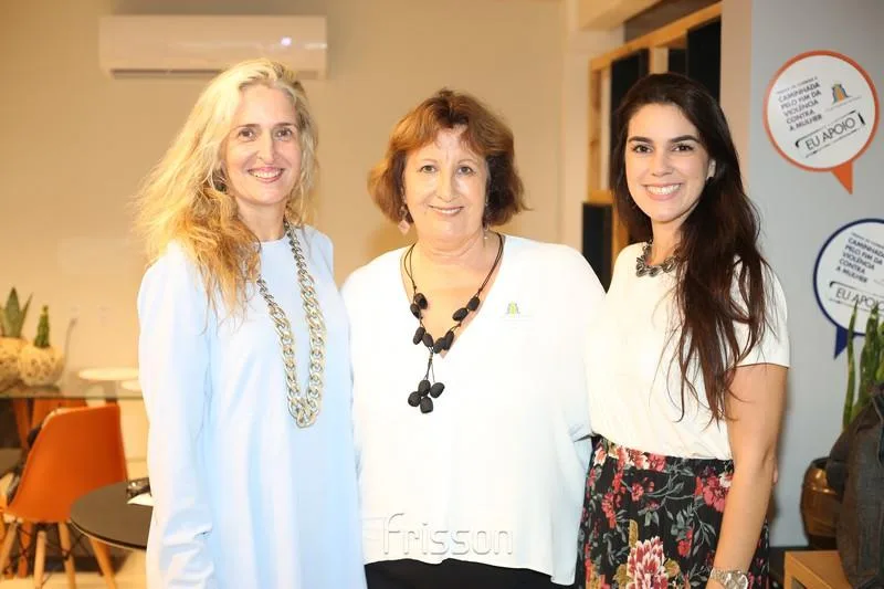 Adilia Magalhães, Annette Reeves e Renata Magalhães
