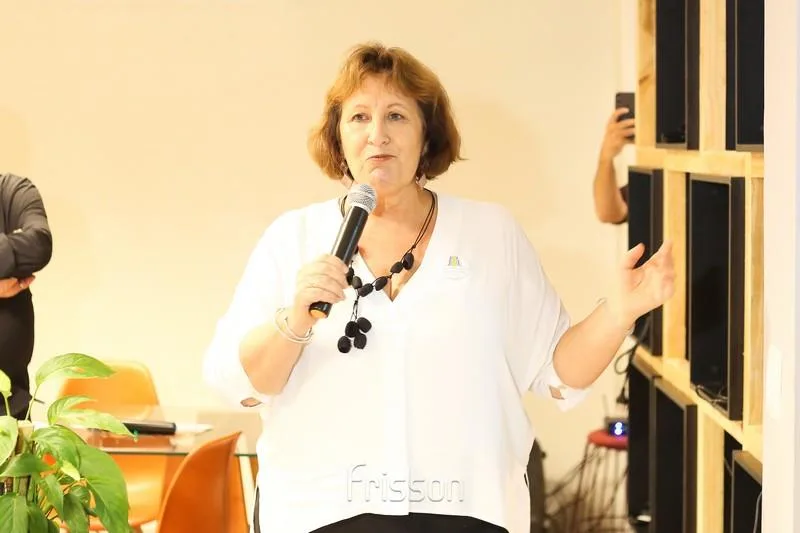 Annette Reeves