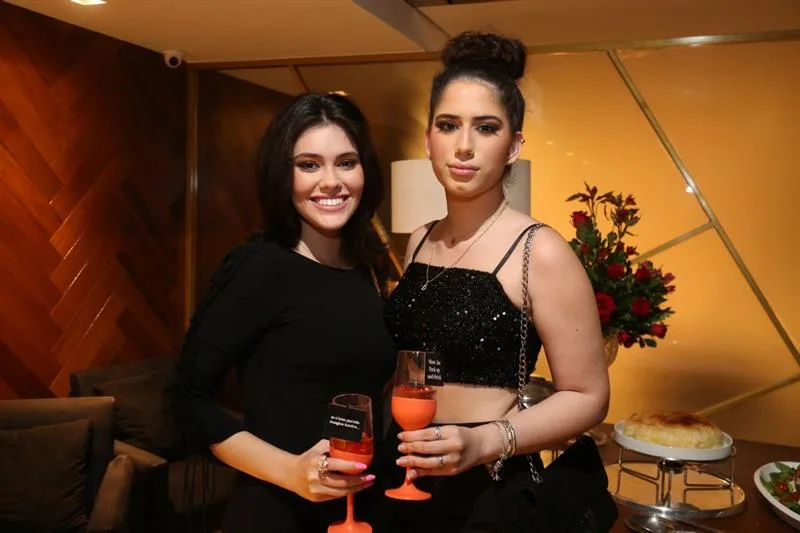 Bianca Ribeiro e Duda Rossou