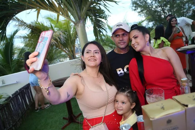 Cristiane Almeida, Sofia Moraes, Junior e Kaylane Reis