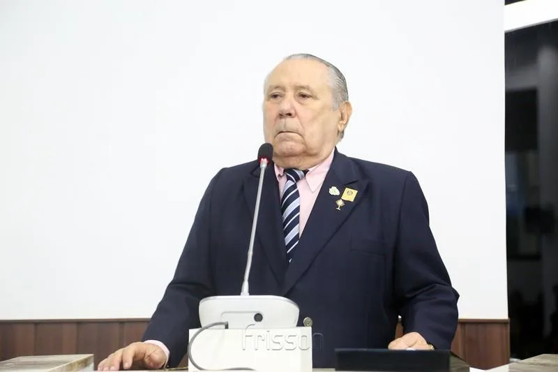 Idalmir Feitosa