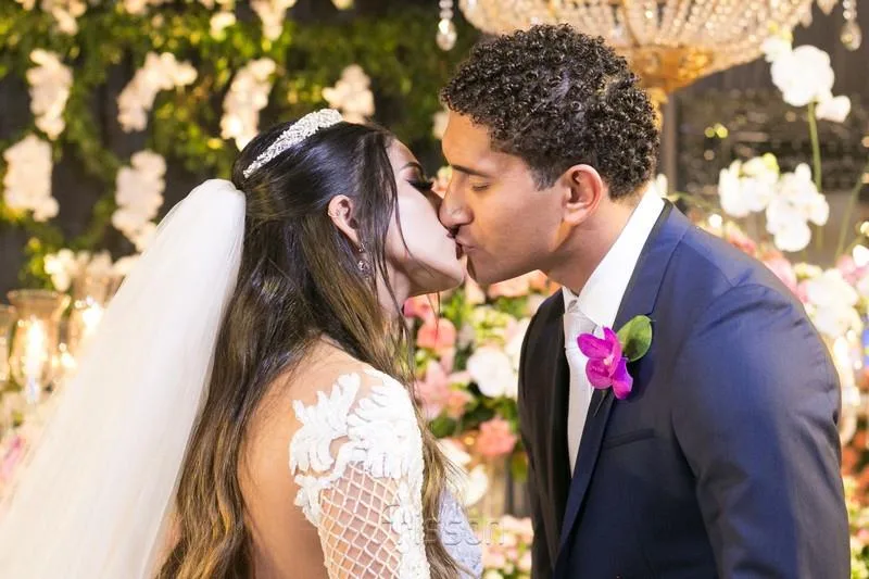 Beijo dos Noivos