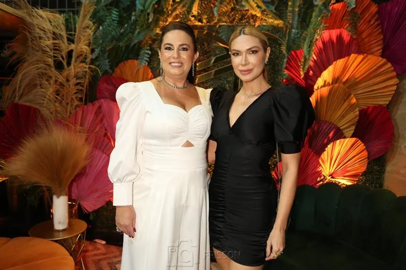 Raquel Falcão e Karine Salles