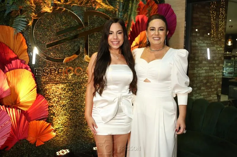 Ana Carolina e Raquel Falcão