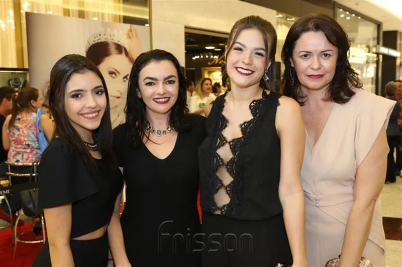 Adriana Bizarria, Nazaré Gonçalves, Melissa Gurgel e Rita Claudia