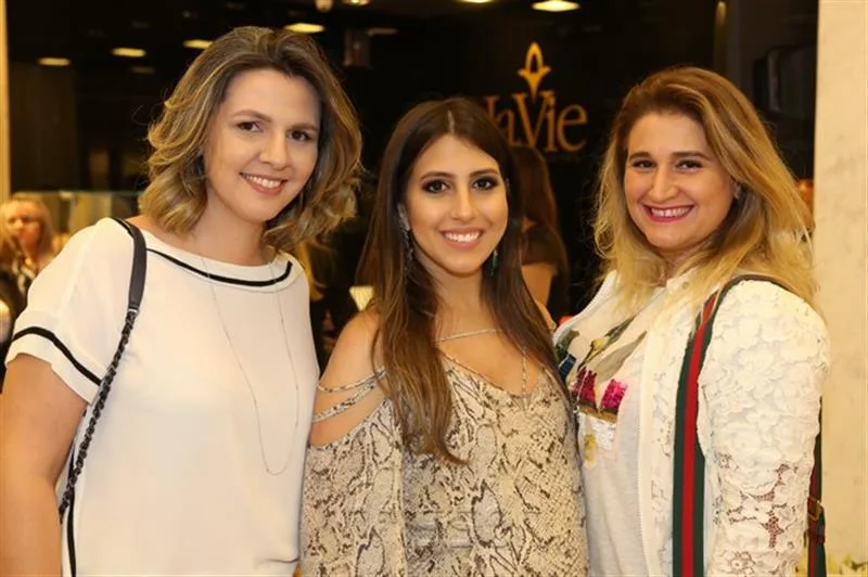 Alexia Fontes, Tayra Romcy, Karina Bezerra
