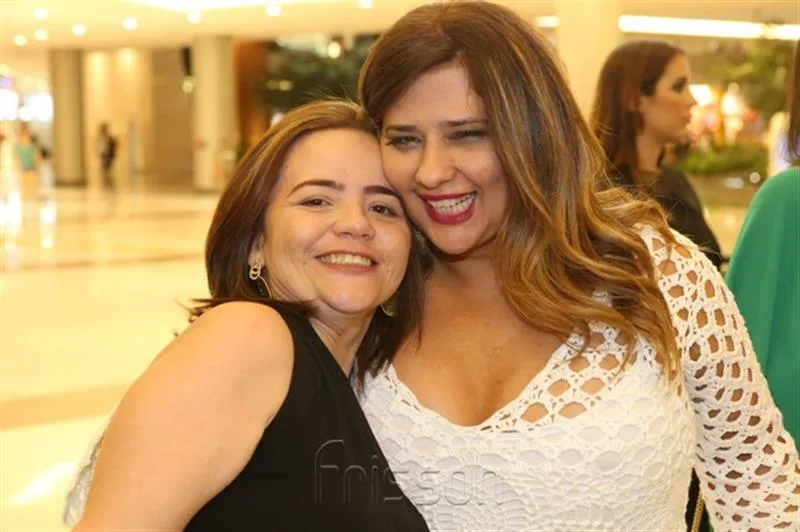 Amanda e Montiele Arruda