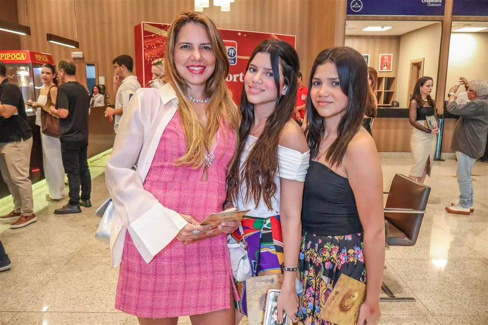 Ana Carolina, Ana Sophia e Ana Ines Fontenele